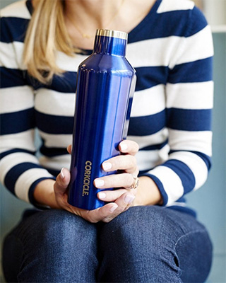 2本まとめ売り　Corkcicle Canteen 25 oz 　750ml　青 Custom 25 oz. Corkcicle Canteen | Free Mockup in 2 Hrs | DrinkBranders